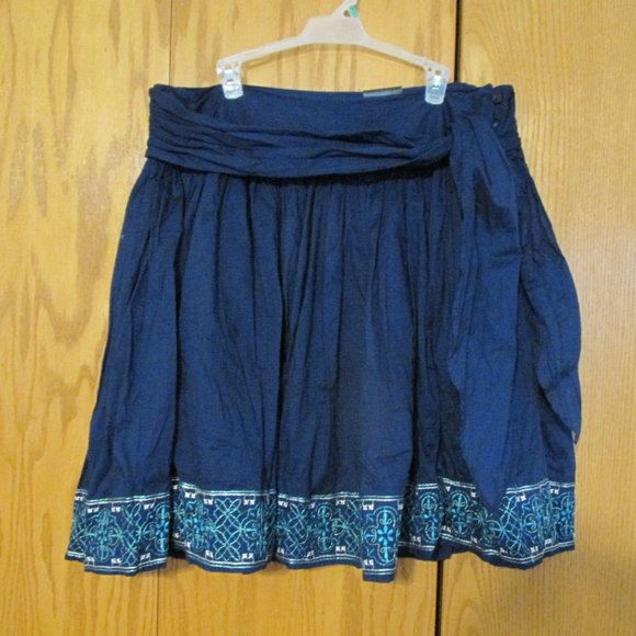 GEORGE WOMEN'S SIZE 18 SKIRT NAVY BLUE W/ TURQUOISE EMBROIDERY FEMININE NWT - Picture 6 of 10